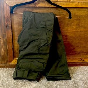 Brand new 5.11 women’s tactical pants! Never worn or washed.